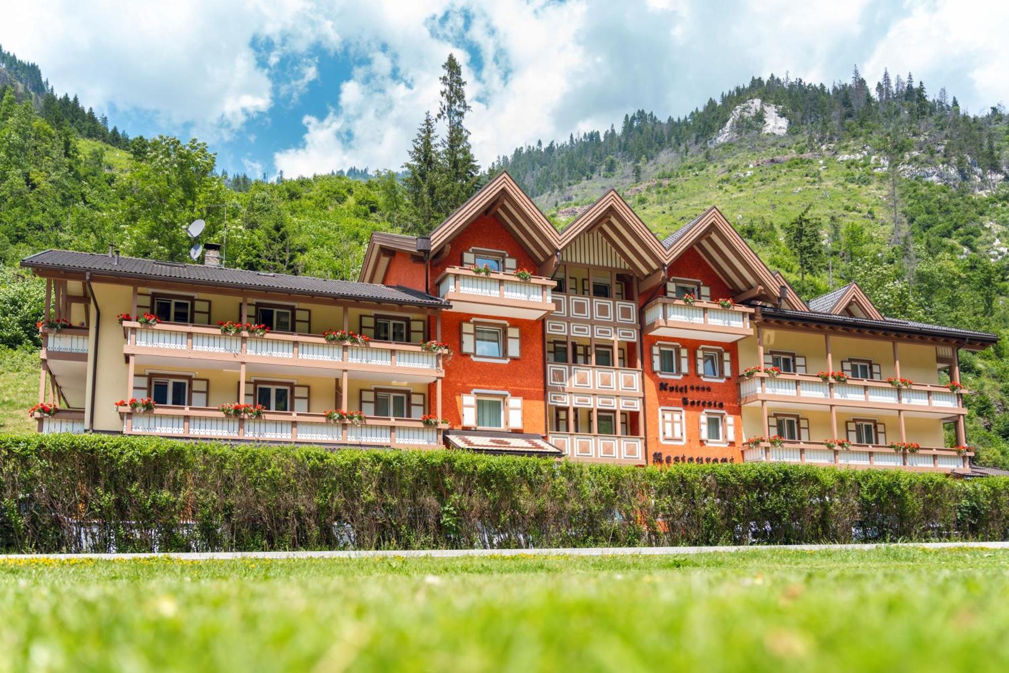 Hotel Foresta Moena Exterior foto